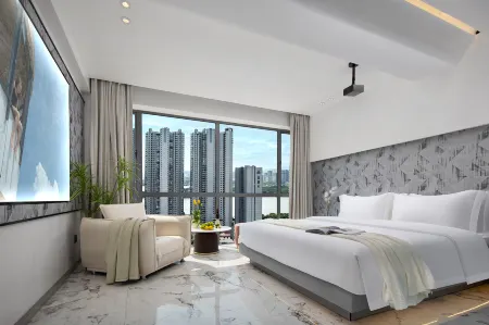 Liubai·Lanshe Hotel (Changsha Wuyi Square Chaozong Street Branch)
