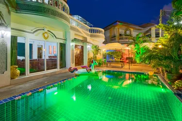 รูปภาพของรัตนา วิลล่า - บ้านพักตากอากาศใกล้ถนนคนเดินเมืองพัทยา