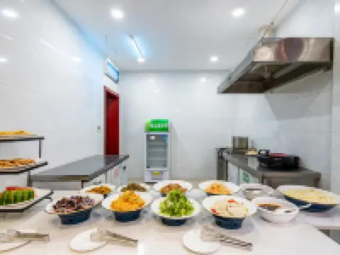 BAIYUNBINGGUAN  YANGXIAN Hotels in Yang County