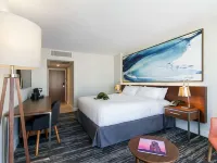 B Ocean Resort Fort Lauderdale Beach Hotels near Pier Sixty-Six