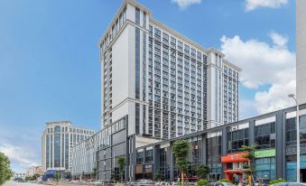 Lvxingjia Junyu Hotel (Shantou Chenghai Wenguan Road Branch)