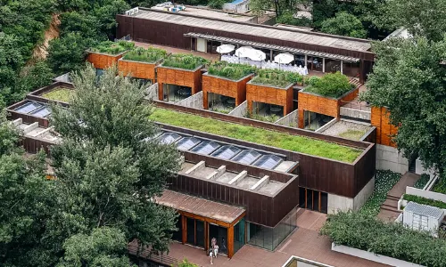 Commune by the Great Wall