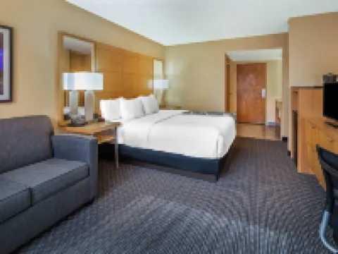 La Quinta Inn & Suites by Wyndham Naples Downtown Hotels in Collier County