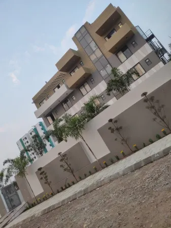 Hotel the Golf Отели рядом с достопримечательностью «Medanta Hospital Lucknow»