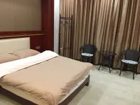 Renhe Hotel - Inns