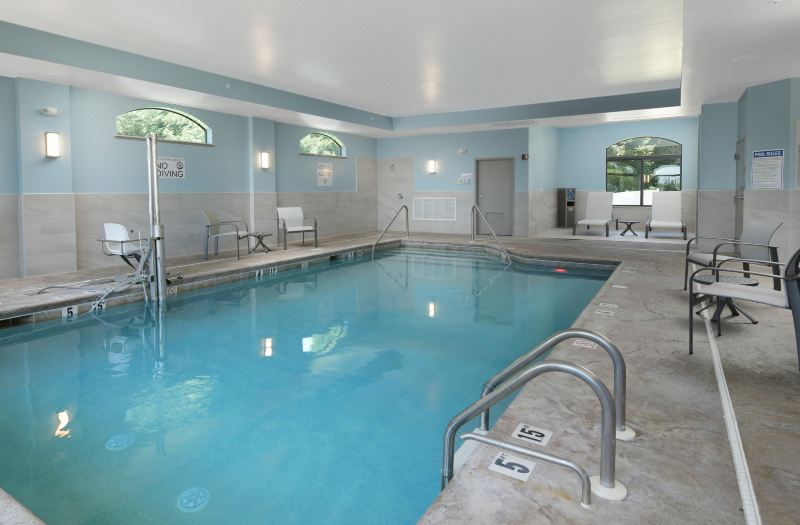 Holiday Inn Express & Suites Williamstown - Glassboro by IHG photo 3