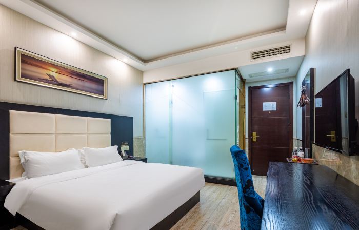 Qingmu Hotel (Chaohu Wanda Plaza Dongtang Road)