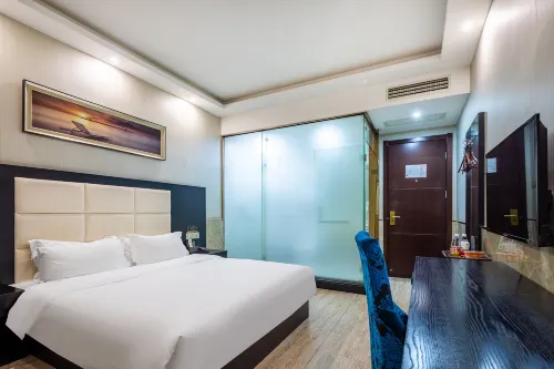 Qingmu Hotel (Chaohu Wanda Plaza Dongtang Road) - parking