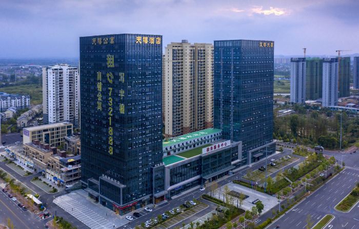QICHUN TIAN XI  HOTEL