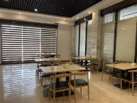 Shell Hotel (Longnan Longxiang International Lingxiuyuan Branch)