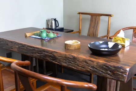 Hezhizhou Chinese Inn