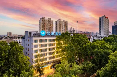 HanTing Hotel (Luoyang Zhouwangcheng Square Yingtianmen) Hotels in Luoyang