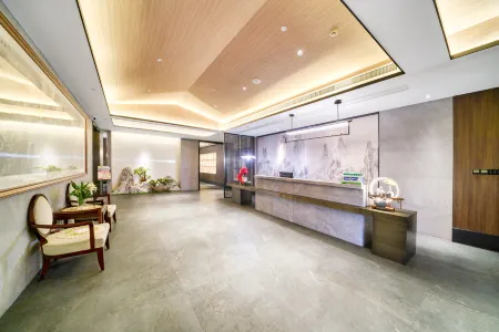 Dream Start Hotel Отели рядом с достопримечательностью «Sanyintan (The Three Hidden Pools)»