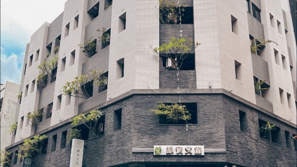 Greenight Hotel