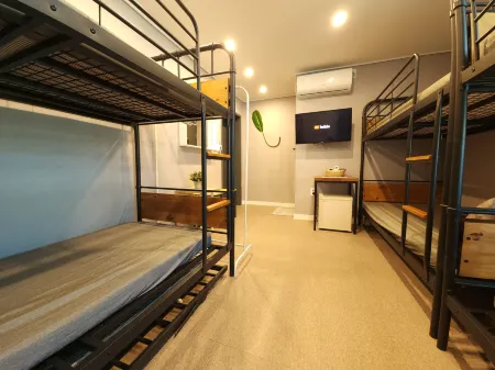 OYO hostel Dongdaemun 1