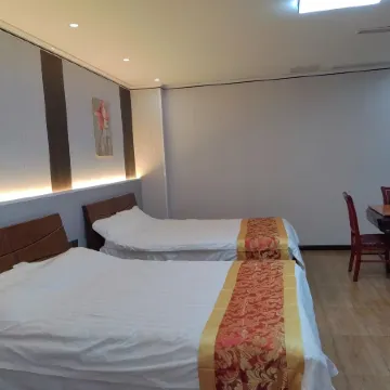 Linshui Dongyuan Hotel