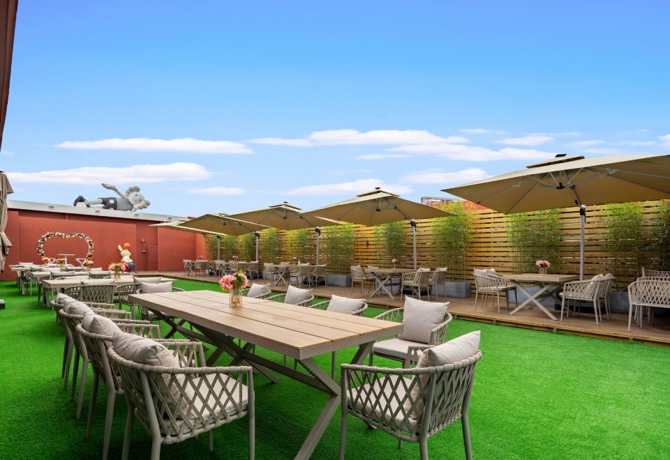 둥관 탕사 바이페이린 호텔 주변 고속철도역 이미지