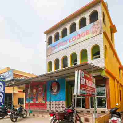 Goroomgo Sun Plaza Lodge Konark Hotel Exterior