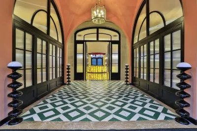 Hangzhou Linping Yushang designer hotel Hotels near Junlin Square