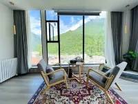 Shiyihao Shanju (Kangding Liuliucheng Branch)