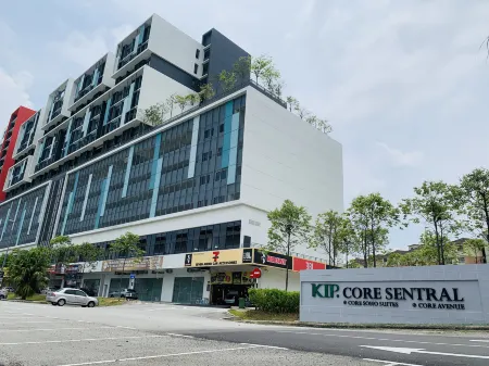 CoreSoho Suite by BKAstaycation KotaWarisan Sepang KLIA Airport, Free Wifi