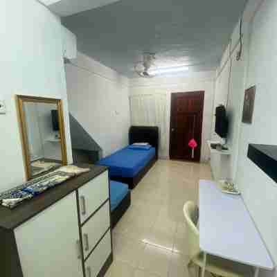 Hotel O Homestay D Lalang Inn Rooms