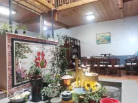 Longtan Shanli Homestay