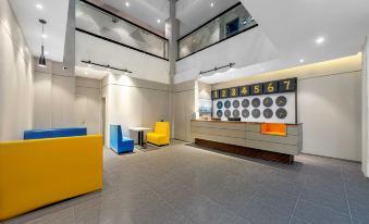 7 Days Premium Hotel (Shigatse Gyirong Town)