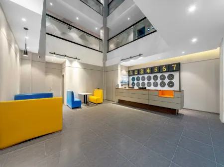 7 Days Premium Hotel (Shigatse Gyirong Town)