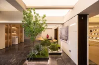 Atour Hotel Kunming Changshui International Airport Yunlifang Hotels in Kunming
