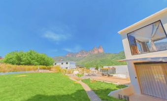 Dongtaihang Qianyu·Jubai Vacation Apartment