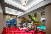 Elong Deluxe Hotel (Xuzhou Jiawang Wuyue Square) Hotels in Xuzhou
