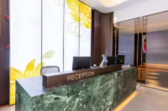 Baili Dujuan Yunshang Huahai Hotel