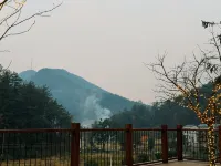 Lushan Muyuxu Homestay (Lushan Scenic Area Dishuidong Branch) - con vistas a la montaña
