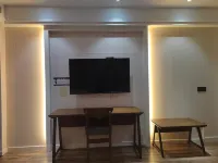 Huayi Business Hotel