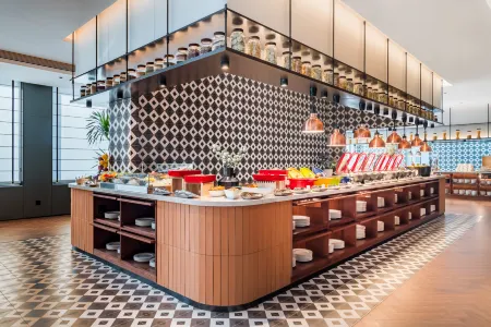 IntercityHotel Changchun Beihu Отели рядом с достопримечательностью «Wanshou Temple»