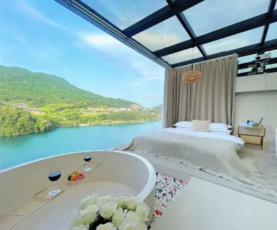 Man·qixi Jiangjing Vacation Apartment (Dongjiang Lake Scenic Area Yanjiang Xi Road) Hotels near Shoufo Temple (South Gate)