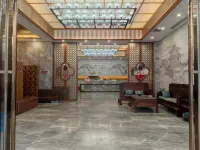โรงแรมบ่อน้ำพุร้อนเคลียร์วอเตอร์เบย์