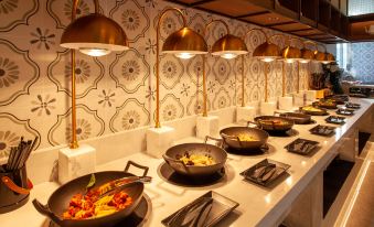 Vienna Hotel (Nanning Changhu Road Dongge Metro Station)