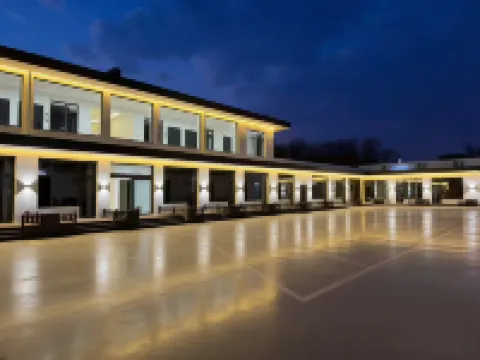 Yunmu · YUNMU Hot Spring Homestay (Xinzhou Ancient City) โรงแรมใน