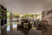UP Huayi International Hotel (Kunming Changshui International Airport Branch)