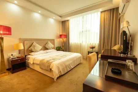 Wudang Huihe Hotel (Entrance store of Wudang Mountain Scenic Area)