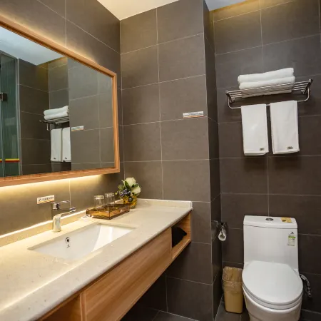 Super 8 Hotel (Ning Wai Beach)