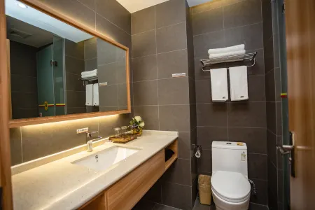 Super 8 Hotel (Ning Wai Beach) Отели рядом с достопримечательностью «Jinyuan Square»