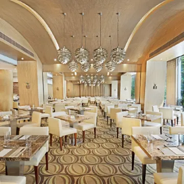 Harbour Plaza 8 Degrees Отели рядом с достопримечательностью «Монгкок»