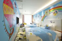 Hotel COZi Resort Hotels near Hang Tau Tsuen Sitting-out Area