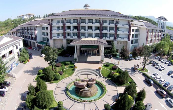 Bailu Hotspring Hotel