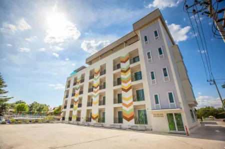 IRabbit Hotel Отели рядом с достопримечательностью «Ramkhamhaeng University»