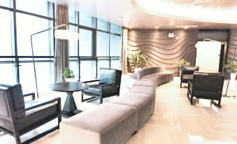 Orange Hotel (Zhenjiang Railway Station, Wanda Plaza)