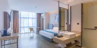 Giri Hotel - Guestroom - With View (Double Bed)